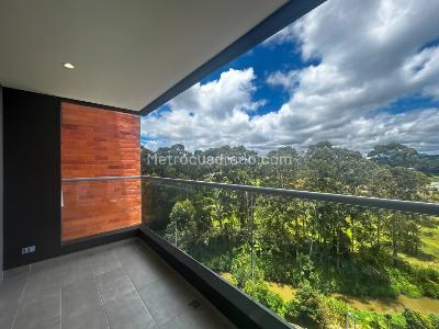 Apartamento de 2 alcobas en venta en San Nicolas, Rionegro, 68 m² · foto 6 de 18