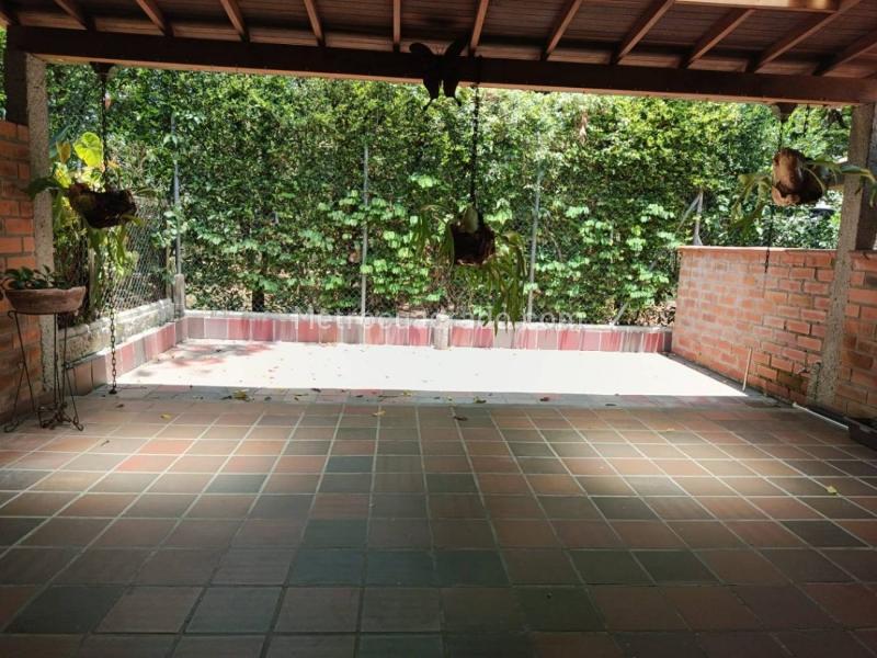4BR Apartment in Loma De Las Brujas (230 m²) - 2