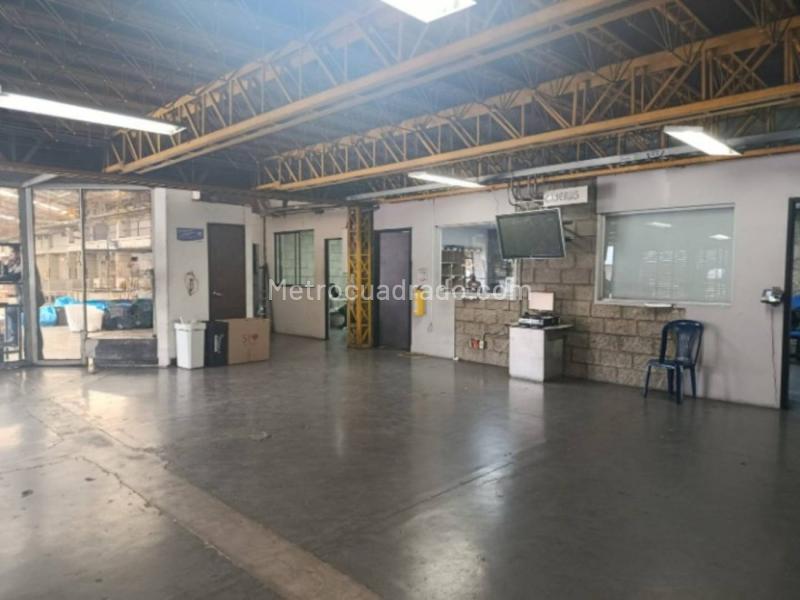 Bodega en Arriendo, Santa Fe, Medellín - Vista 2