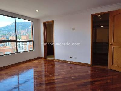 Apartamento en arriendo en Los Balsos, Medellín · foto 9 de 20
