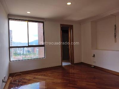 Apartamento en arriendo en Los Balsos, Medellín · foto 12 de 20