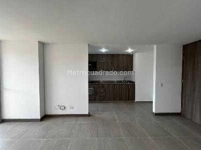 Apartamento en venta en Viviendas Del Sur, Itagüí · foto 8 de 17