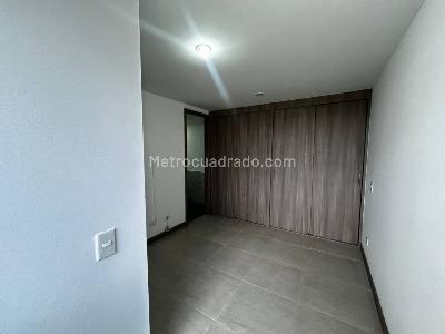 Apartamento en venta en Viviendas Del Sur, Itagüí · foto 14 de 17