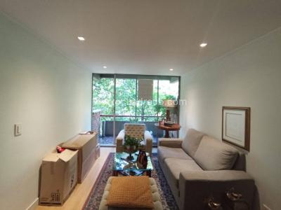 Apartamento de 3 alcobas en arriendo en San Diego, Medellín, 90 m² · foto 3 de 20