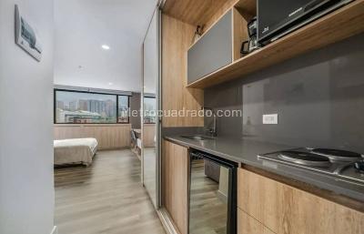 Apartaestudio en venta en La Aguacatala, Medellín, 28 m² · foto 7 de 14