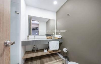 Apartaestudio en venta en La Aguacatala, Medellín, 28 m² · foto 8 de 14