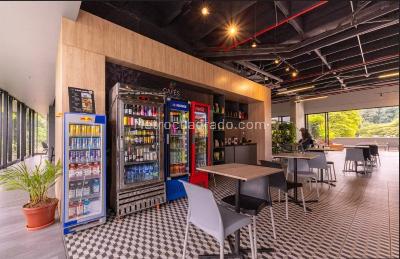 Apartaestudio en venta en La Aguacatala, Medellín, 28 m² · foto 13 de 14