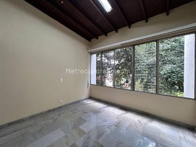 Apartamento de 3 alcobas en venta en Patio Bonito, Medellín, 147 m² · foto 11 de 20