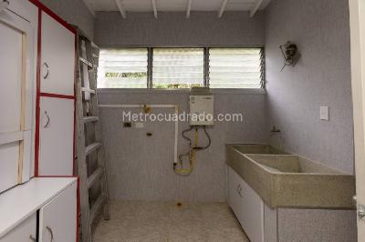 Apartamento de 3 alcobas en venta en Patio Bonito, Medellín, 147 m² · foto 18 de 20