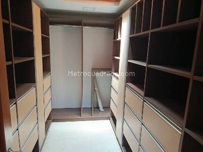 Casa de 3 alcobas en arriendo en Montessori, Envigado, 260 m² · foto 12 de 20