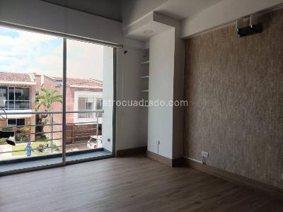 Casa de 3 alcobas en arriendo en Montessori, Envigado, 260 m² · foto 16 de 20