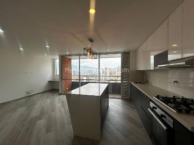 Apartamento en venta en Viviendas Del Sur, Itagüí · foto 3 de 13