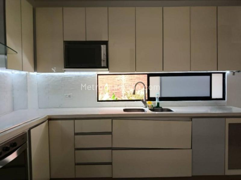 3BR House in Loma Del Esmeraldal (340 m²) - 4