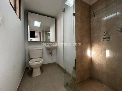 Apartamento en venta en Laureles, Medellín · foto 15 de 20