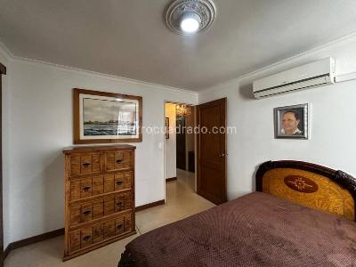 Apartamento en venta en Laureles, Medellín · foto 16 de 20