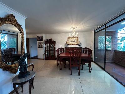 Apartamento en venta en Laureles, Medellín · foto 3 de 20