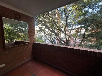 Apartamento en venta en Laureles, Medellín · foto 4 de 20