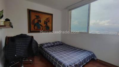 Apartamento de 3 alcobas en venta en La Florida, Medellín, 97 m² · foto 11 de 13