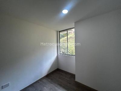 Apartamento de 3 alcobas en venta en Aves Maria, Sabaneta, 71 m² · foto 10 de 14