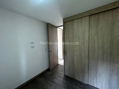 Apartamento de 3 alcobas en venta en Aves Maria, Sabaneta, 71 m² · foto 7 de 14