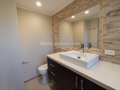 Apartamento en arriendo en San Lucas, Medellín · foto 14 de 20