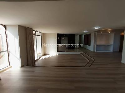 Apartamento en arriendo en San Lucas, Medellín · foto 3 de 20