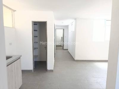 Casa de 2 alcobas en arriendo en Estadio, Medellín, 70 m² · foto 2 de 14