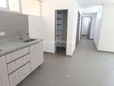 Casa de 2 alcobas en arriendo en Estadio, Medellín, 70 m² · foto 7 de 14
