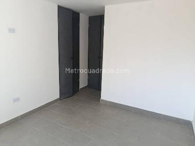Casa de 2 alcobas en arriendo en Estadio, Medellín, 70 m² · foto 8 de 14