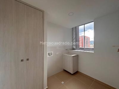 Apartamento en venta en Suramerica, Itagüí · foto 7 de 20