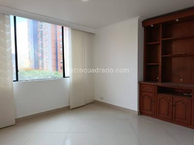Apartamento en arriendo en El Portal, Envigado · foto 6 de 16