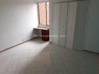 Apartamento en arriendo en El Portal, Envigado · foto 8 de 16
