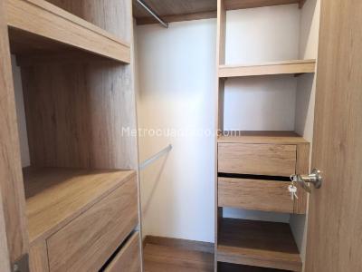 Apartamento de 3 alcobas en arriendo en Vereda Los Alticos San Antonio De Pereira, Rionegro, 75 m² · foto 10 de 17