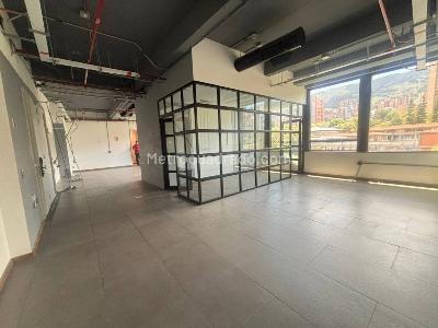 Office for rent in Milla De Oro, Medellín