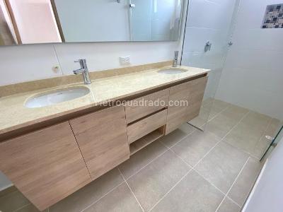 Apartamento de 3 alcobas en venta en Rionegro, Rionegro, 73 m² · foto 9 de 17