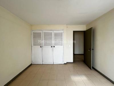 Apartamento en venta en Simon Bolivar, Medellín · foto 9 de 20