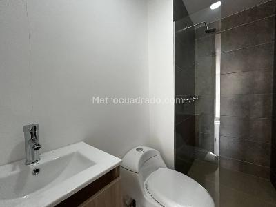 Apartamento de 3 alcobas en venta en Aves Maria, Sabaneta, 71 m² · foto 10 de 14