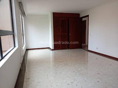 Apartamento de 3 alcobas en arriendo en La Calera, Medellín, 140 m² · foto 6 de 16
