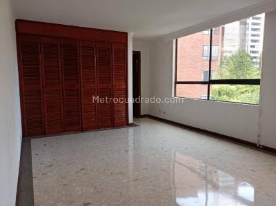 Apartamento de 3 alcobas en arriendo en La Calera, Medellín, 140 m² · foto 7 de 16