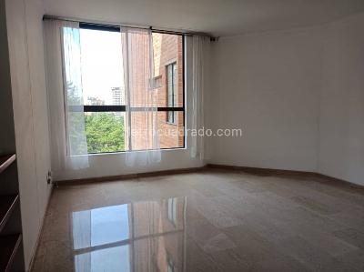 Apartamento de 3 alcobas en arriendo en La Calera, Medellín, 140 m² · foto 9 de 16