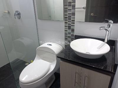 Apartamento de 3 alcobas en venta en Castropol, Medellín, 138 m² · foto 14 de 19