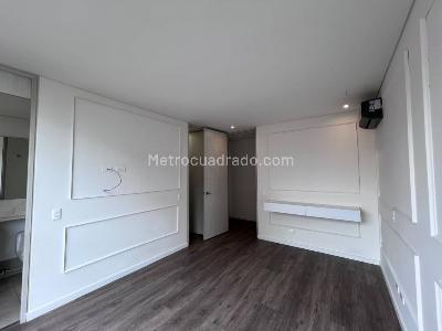 Apartamento en venta en Castropol, Medellín · foto 8 de 12