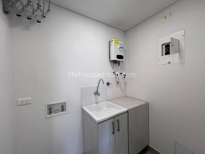 Apartamento en venta en Castropol, Medellín · foto 9 de 12