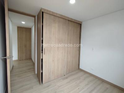 Apartamento de 3 alcobas en arriendo en San Antonio, Rionegro, 74 m² · foto 11 de 17
