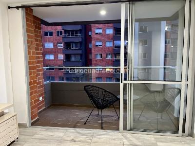Apartamento de 3 alcobas en venta en La Colina, Medellín, 78 m² · foto 3 de 20