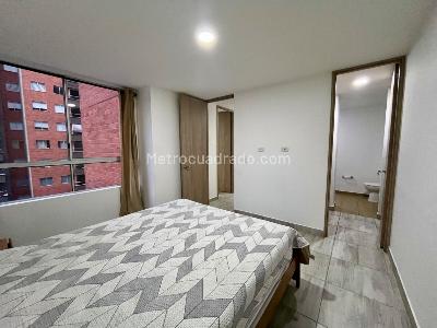 Apartamento de 3 alcobas en venta en La Colina, Medellín, 78 m² · foto 13 de 20