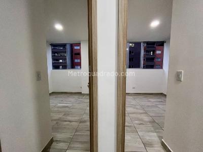 Apartamento de 3 alcobas en venta en La Colina, Medellín, 78 m² · foto 19 de 20