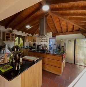 Casa de 5 alcobas en venta en Vereda Mampuesto, Rionegro · foto 2 de 20