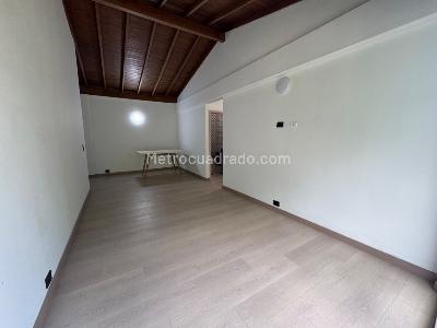 Apartamento de 3 alcobas en venta en Patio Bonito, Medellín, 87 m² · foto 7 de 19