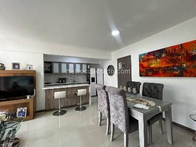 Apartamento de 3 alcobas en venta en Asdesillas, Sabaneta, 80 m² · foto 6 de 20